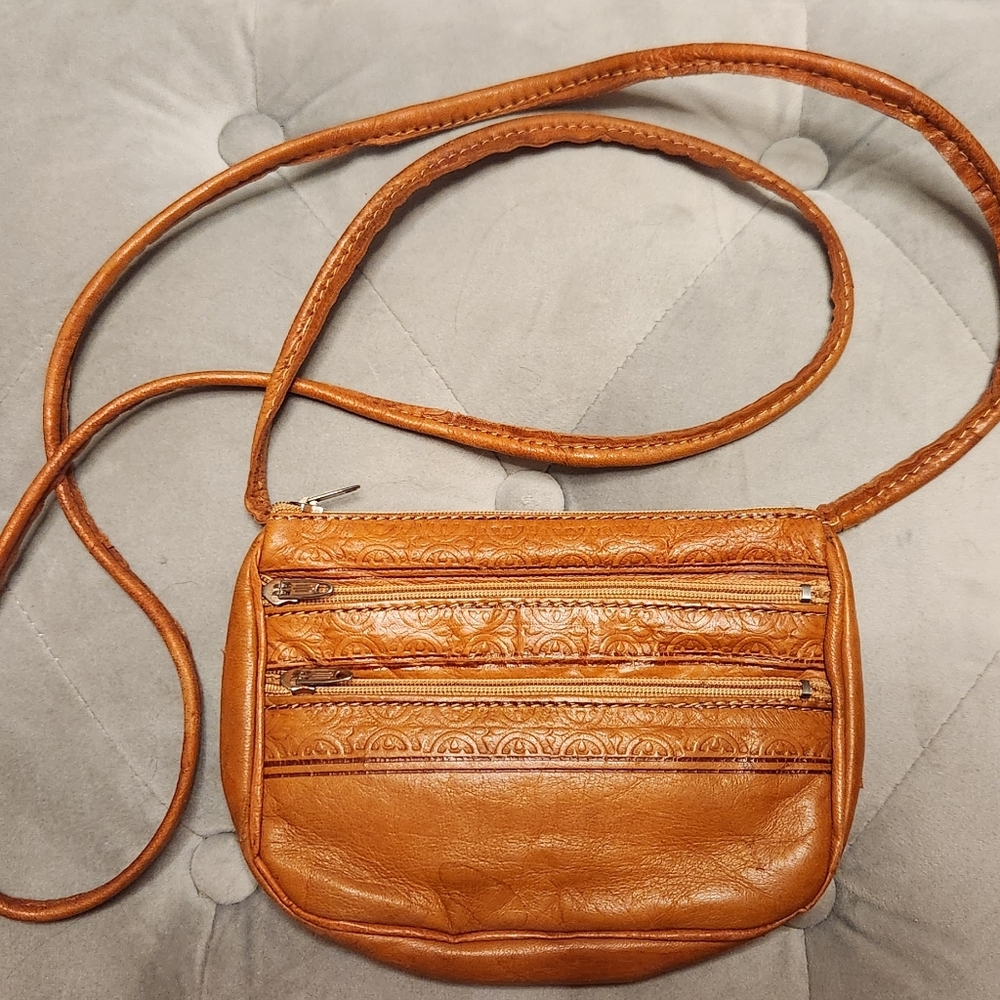 Vintage Tan Leather Crossbody Bag